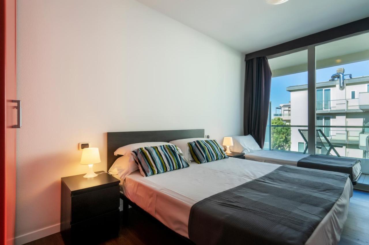 Hotel Cristallo Rimini Exterior photo