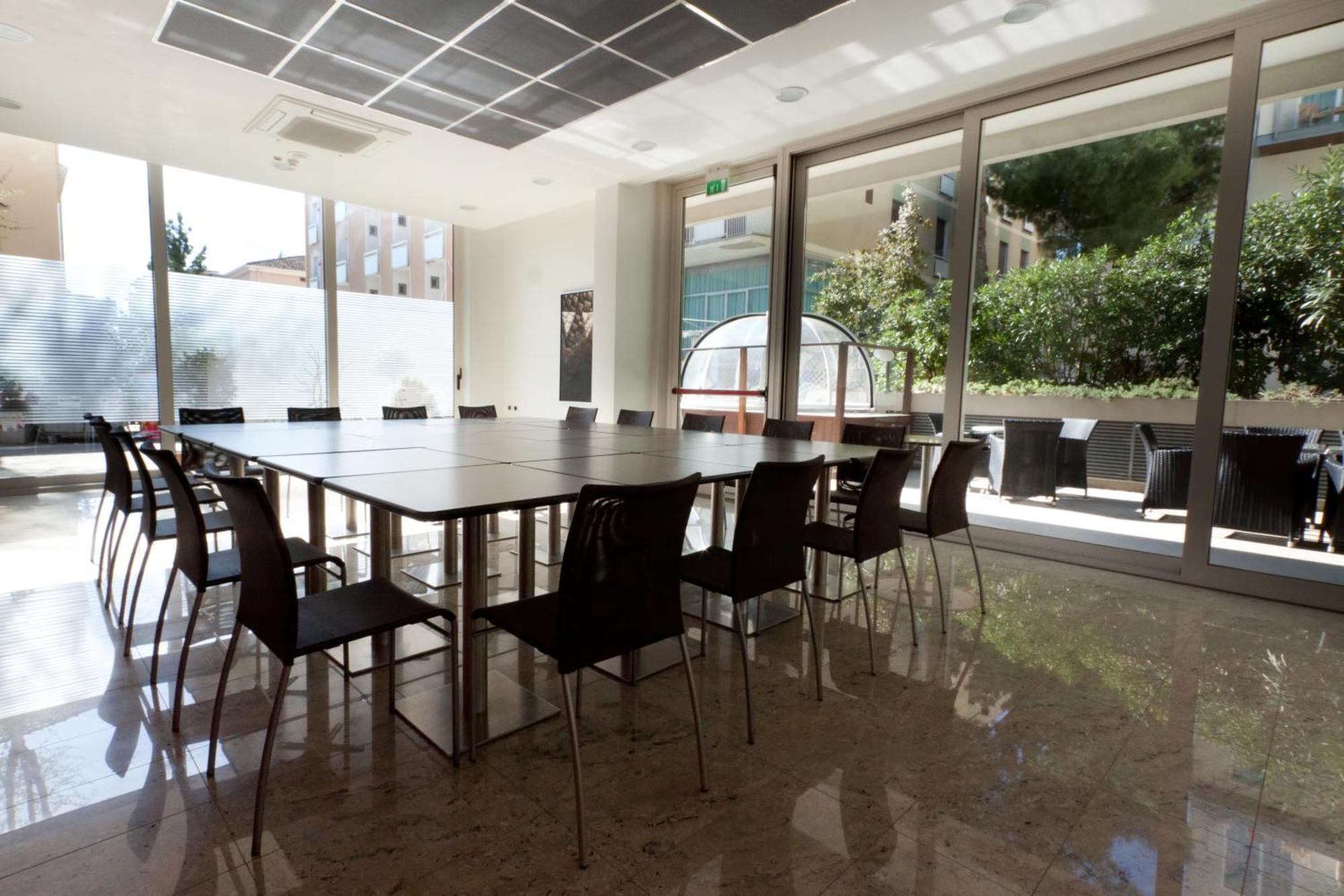 Hotel Cristallo Rimini Exterior photo