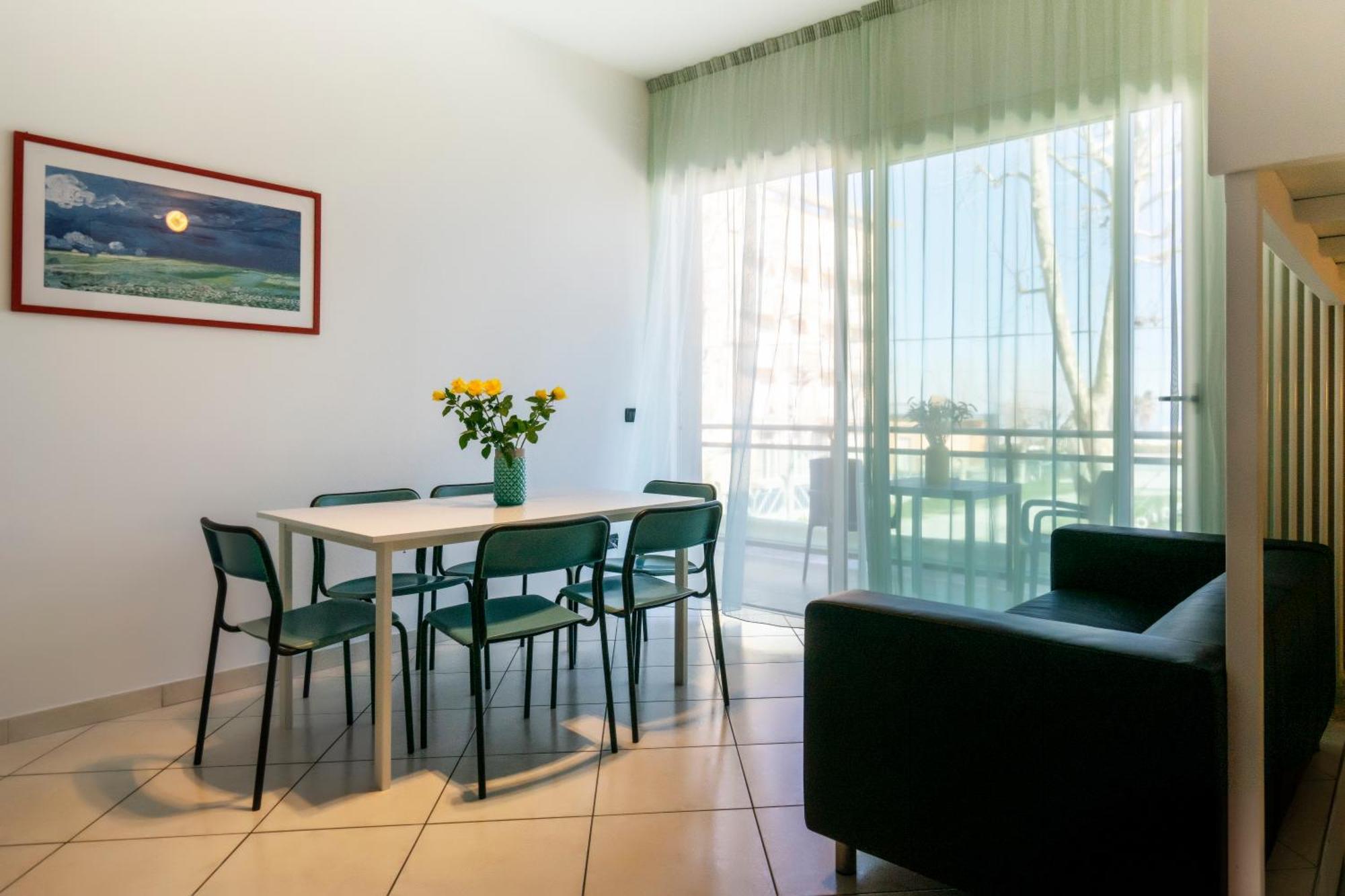 Hotel Cristallo Rimini Exterior photo